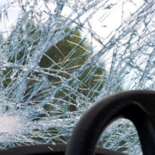 Ηλεία: Σφοδρή σύγκρουση δύο ΙΧ – Εξι τραυματίες, ανάμεσά τους δύο παιδιά