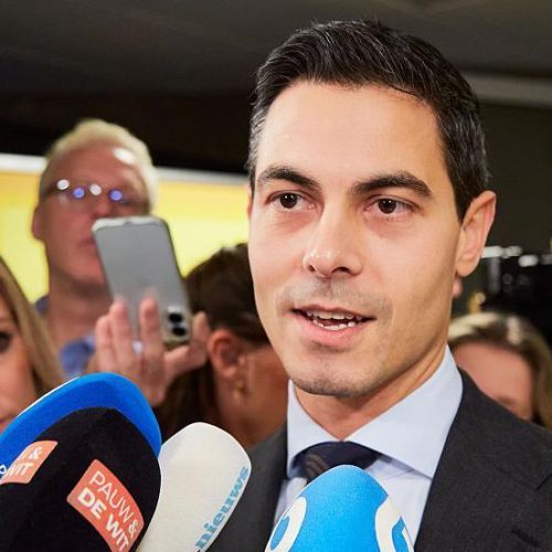 Ορκίζεται ο νεότερος πρωθυπουργός της Ολλανδίας – Ένας ακόμα παγκοσμιοποιητής «μέχρι το κόκαλο»