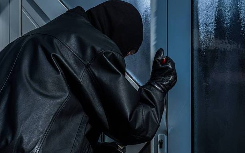 Θεσσαλονίκη: Επίδοξοι διαρρήκτες «πιάστηκαν στα πράσα» στην περιοχή της Πολίχνης