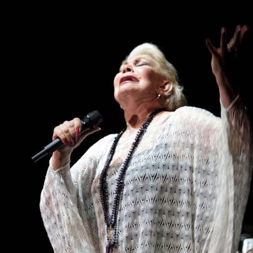 Μαρινέλλα: «Η ζωή της κρέμεται από μία κλωστή, χειροτερεύει η υγεία της»