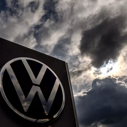 Οι Δασμοί Τραμπ «γονατίζουν» τη Volkswagen