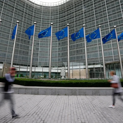 Την Δευτέρα η άτυπη σύνοδος για την ευρωπαϊκή άμυνα – Προετοιμάζει το έδαφος για τη «λευκή βίβλο»