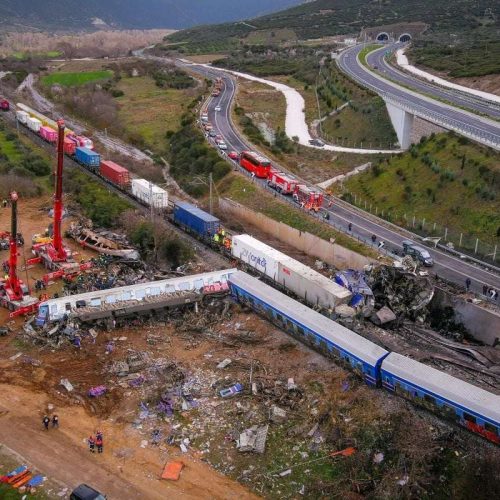 ΕΓΚΛΗΜΑ ΤΕΜΠΩΝ! ΞΕΚΙΝΑΕΙ Η ΔΙΚΗ ΑΥΡΙΟ ΣΤΗ ΛΑΡΙΣΑ!!! «ΕΙΝΑΙ ΚΑΚΟΥΡΓΗΜΑ»