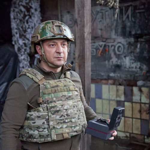 Ο Ζελένσκι φοβάται ότι η διαμάχη για τη Γροιλανδία αποσπά την παγκόσμια προσοχή από τον πόλεμο στην Ουκρανία