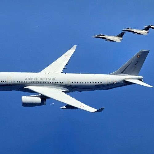 Ελληνικά και γαλλικά Rafale πέταξαν μαζί νότια της Κρήτης