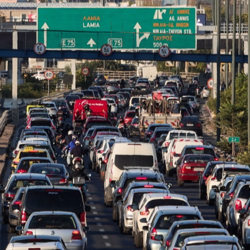 ΚΗΦΙΣΟ: ΚΥΚΛΟΦΟΡΙΑΚΟ ΧΑΟΣ ΚΑΙ ΔΕΚΑΔΕΣ ΕΚΑΤΟΜΜΥΡΙΑ ΖΗΜΙΑ ΣΤΗΝ ΑΤΤΙΚΗ