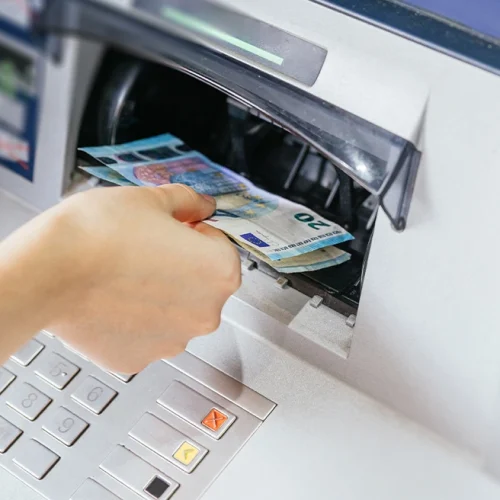 Ο «χάρτης» των πληρωμών από e-ΕΦΚΑ και ΔΥΠΑ έως 22 Αυγούστου