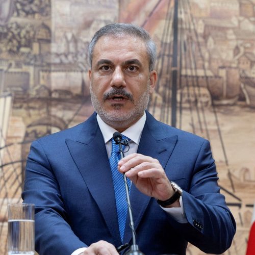 Φιντάν: «Θα δούμε όλοι μαζί εάν θα υπάρξει μια ειρηνευτική συμφωνία στην Ουκρανία»