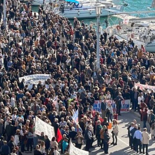 Μαγνησία: Μπλόκο στο λιμάνι του Βόλου αποφάσισαν αγρότες, κτηνοτρόφοι και αλιείς