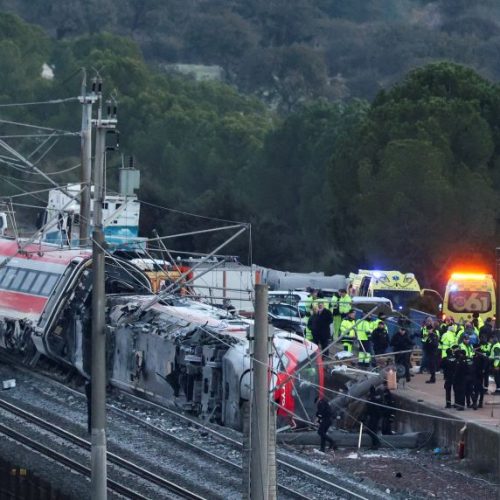 Σπασμένος σύνδεσμος στις ράγες της Κόρδοβα – Νέα στοιχεία για το τραγικό δυστύχημα