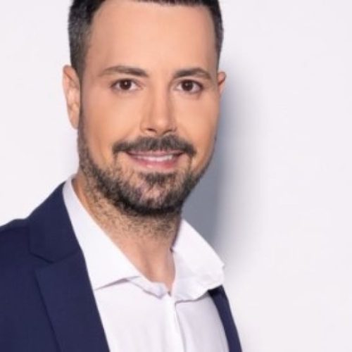 Πέτρος Κουσουλός: Στιγμές ευτυχίας πλάι στον νεογέννητο γιο του