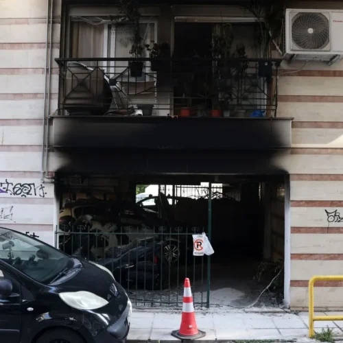 Θεσσαλονίκη: Τρεις συλλήψεις για τις εμπρηστικές επιθέσεις και τον θάνατο της Βάγιας Νέστορα