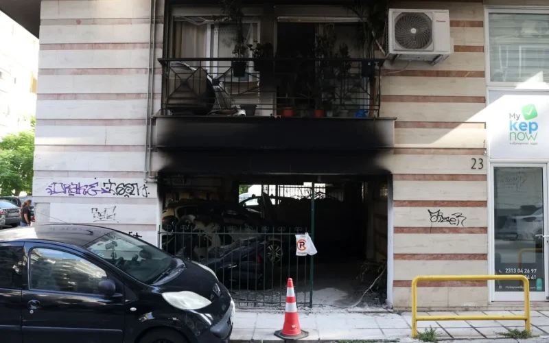 Θεσσαλονίκη: Τρεις συλλήψεις για τις εμπρηστικές επιθέσεις και τον θάνατο της Βάγιας Νέστορα