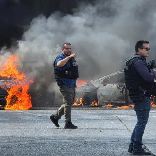 Βυθισμένο στο χάος το Μεξικό – Ανεξέλεγκτο κύμα βίαιων αντιποίνων