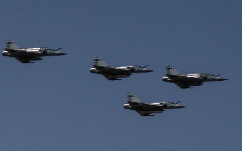Μαχητικά στον ουρανό της Αττικής: Προγραμματισμένες πτήσεις σχηματισμών για την ορκωμοσία στη Σχολή Ικάρων
