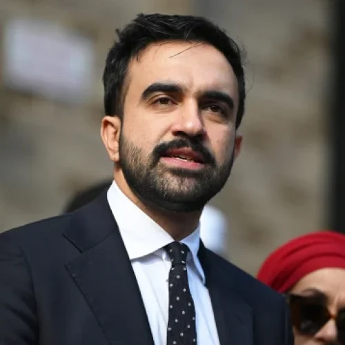 Η εκλογική αναμέτρηση στη Νέα Υόρκη ως καθρέφτης των ιδεολογικών τάσεων στις ΗΠΑ
