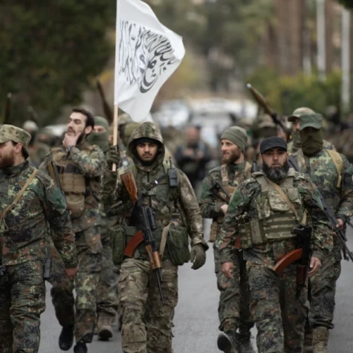 Το Ισλαμικό Κράτος καλεί σε πόλεμο κατά νέων αρχών Συρίας