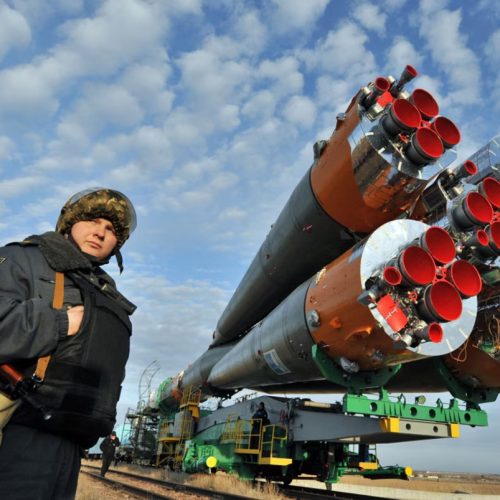 ISS: Το Soyuz Ενώνει ΗΠΑ και Ρωσία – Διαστημική συνεργασία πάνω από τις γήινες αντιθέσεις.( Βίντεο )