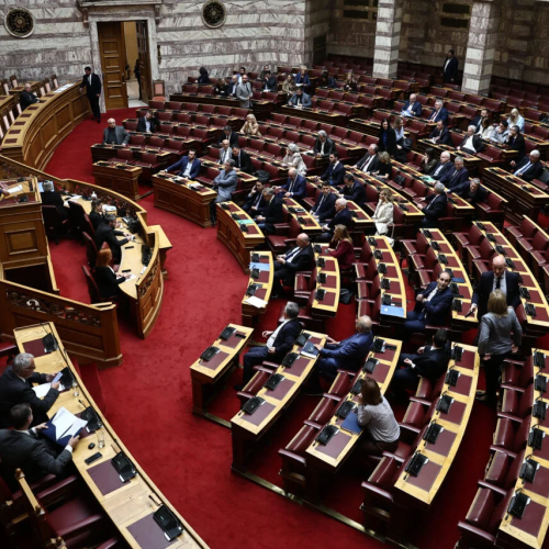 Βουλή: Ψηφίστηκε το Ενιαίο Ψηφιακό Μητρώο παρακολούθησης υποθέσεων διαφθοράς
