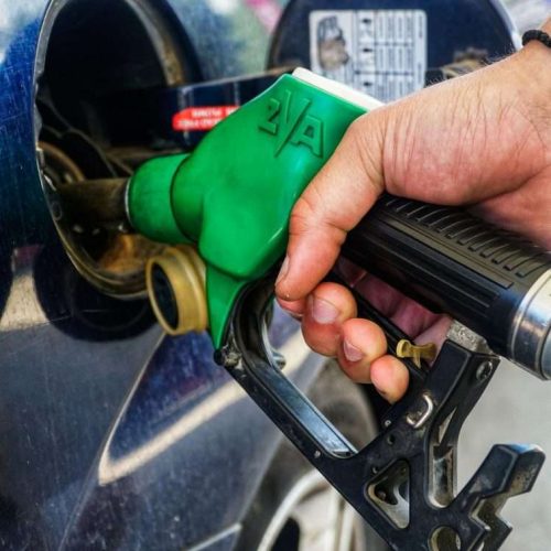 Αρνητική πρωτιά της Ελλάδας: Πληρώνουμε την 4η ακριβότερη βενζίνη στην ΕΕ