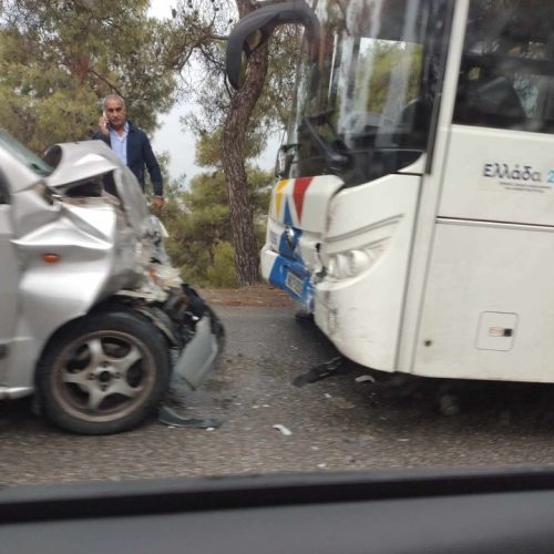 Θεσσαλονίκη – Σύγκρουση ΙΧ με αστικό λεωφορείο