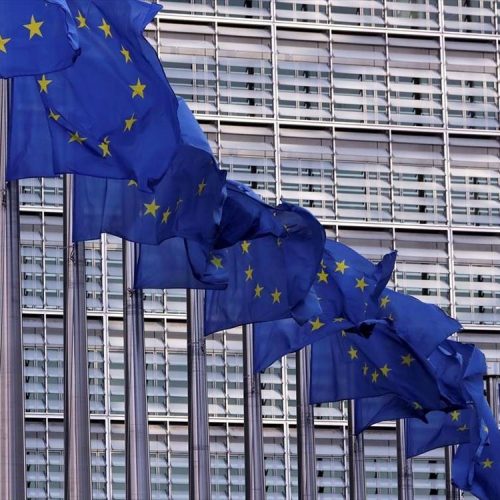 Εκτός κυρώσεων της ΕΕ οι Ρώσοι δισεκατομμυριούχοι Ουσμάνοφ και Φρίντμαν