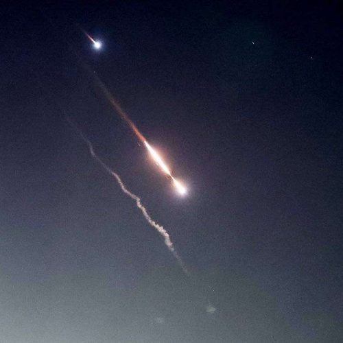 Αμερικανικοί πύραυλοι έπληξαν το νησί Κεσμ στο Ιράν