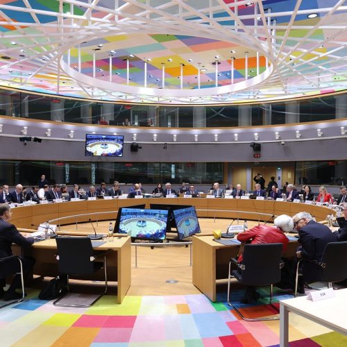 Στην Ευρώπη η ενεργειακή καταιγίδα από τη Μέση Ανατολή