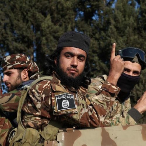 Ετοιμάζεται «νέα μαζική σφαγή» στη Συρία; – Ποιο το σχέδιο του Τζολάνι για τους Κούρδους;