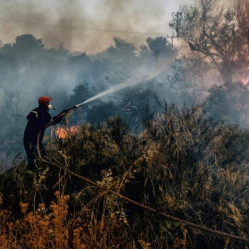 Πυρκαγιά εκδηλώθηκε στην περιοχή Αγ. Γεώργιος Μεθάνων