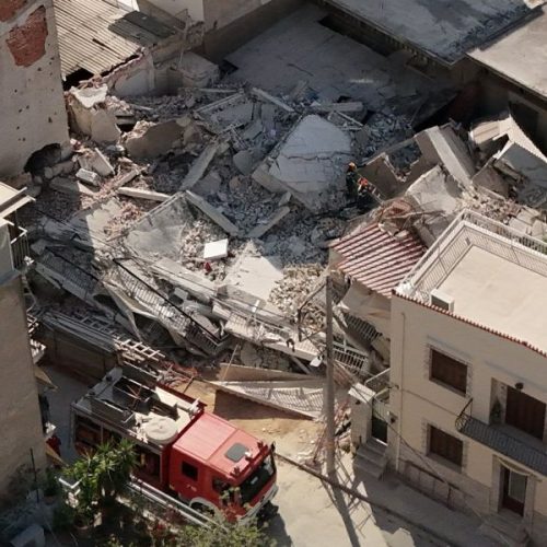 Συλλήψεις για την κατάρρευση της πολυκατοικίας στα Πετράλωνα