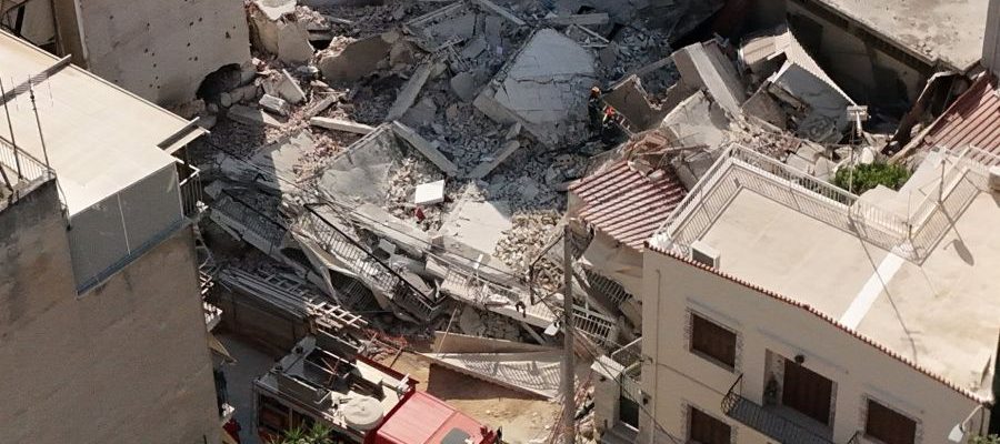 Πετράλωνα – Τι φέρεται να ειπώθηκε λίγο πριν την κατάρρευση