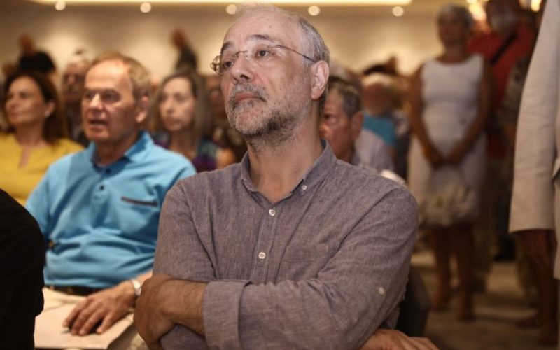 Τέλος και ο Θανάσης Αυγερινός από το κόμμα Καρυστιανού; – Ανάρτηση με νόημα και σαφείς αιχμές από τον γνωστό δημοσιογράφο