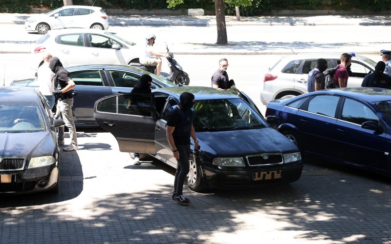 Θεσσαλονίκη: Επεισόδια στα δικαστήρια μετά την προφυλάκιση του 25χρονου