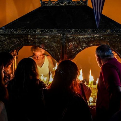 Δεκαπενταύγουστος: Τα ξεχωριστά έθιμα και τα προσκυνήματα ανά τη χώρα