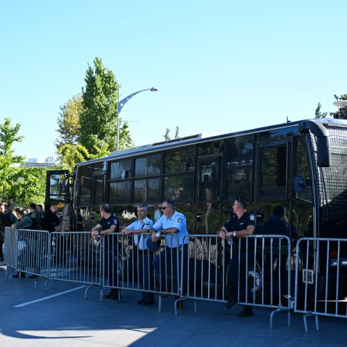Σε εξέλιξη η συγκέντρωση ΓΣΕΕ, ΑΔΕΔΥ και ΕΚΘ