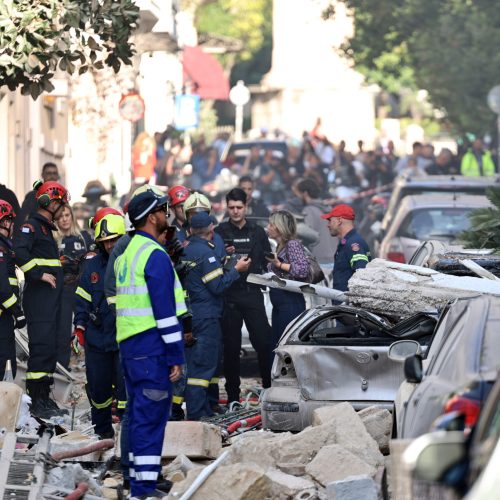 Πλάκα: Αγωνία για τους αγνοούμενους μετά την έκρηξη