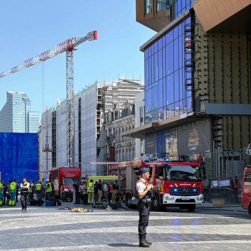 Φωτιά σε κτίριο υπό ανακαίνιση στις Βρυξέλλες, Αναφορές για νεκρούς και τραυματίες