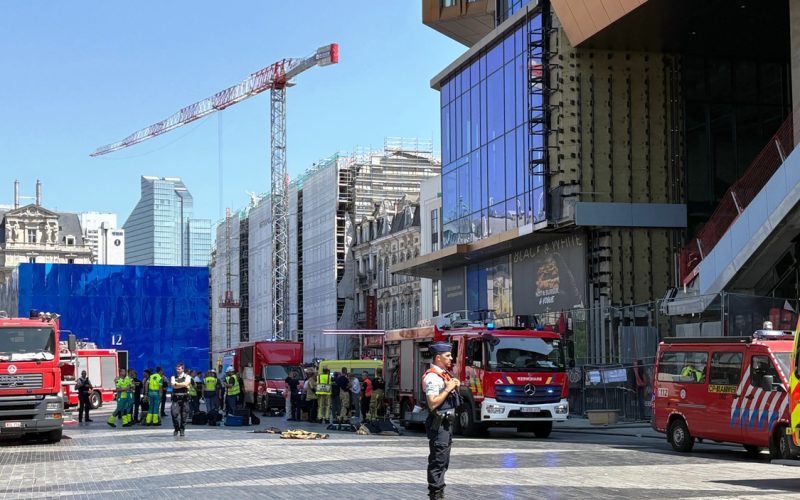 Φωτιά σε κτίριο υπό ανακαίνιση στις Βρυξέλλες, Αναφορές για νεκρούς και τραυματίες