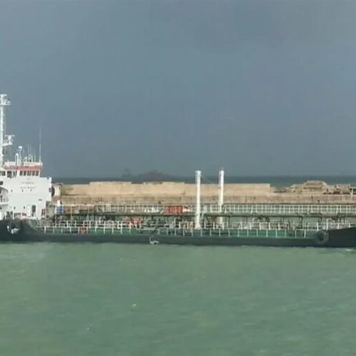 Το Ιράν κατάσχεσε ξένο πετρελαιοφόρο στον Περσικό Κόλπο – 17 συλλήψεις