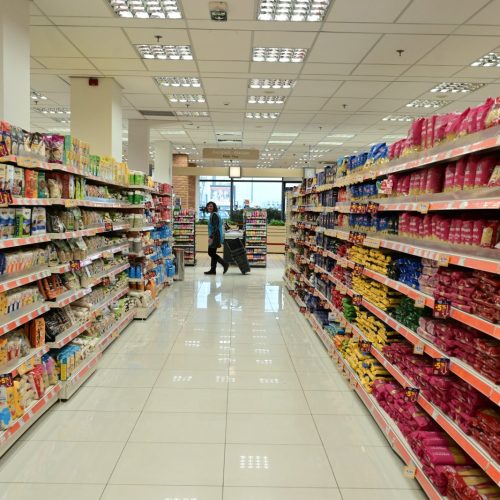 Δεν πίστευαν στα μάτια τους στη Χαλκίδα – Η ίδια γυναίκα ξαναμπήκε στο κατάστημα που είχε ήδη “χτυπήσει” δύο φορές