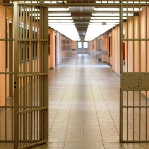 Εντοπίστηκε σε υπόγειο «κρησφύγετο» δραπέτης φυλακών καταδικασμένος σε ποινή κάθειρξης 27 ετών