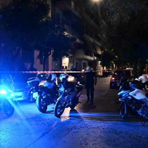 Τραγωδία στην Ομόνοια: Νεκρός 15χρονος μαθητής μετά από πτώση από μπαλκόνι ξενοδοχείου