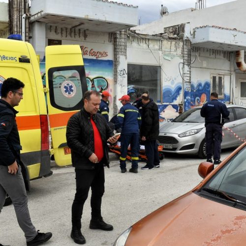 Τραγωδία στην Κόρινθο: Μπαλκόνι καταπλάκωσε μητέρα