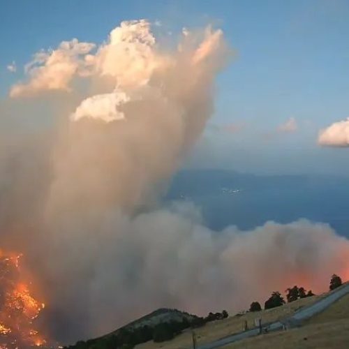 Timelapse βίντεο από τη φωτιά στον Κιθαιρώνα
