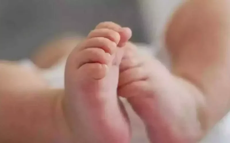 Χανιά: Στο νοσοκομείο βρέφος 17 ημερών με σοβαρά τραύματα – Συνελήφθη η 18χρονη μητέρα του