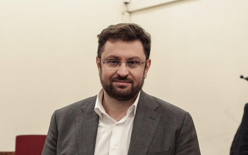 Ο τελευταίος να κλείσει την πόρτα