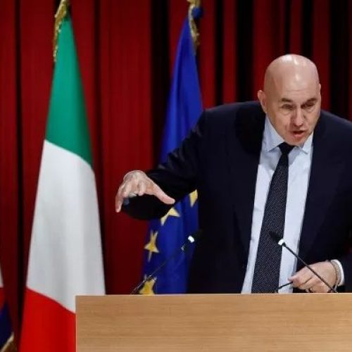Ιταλός υπουργός Άμυνας: «Δεν είμαστε έτοιμοι να αντιμετωπίσουμε ενδεχόμενη επίθεση της Ρωσίας»