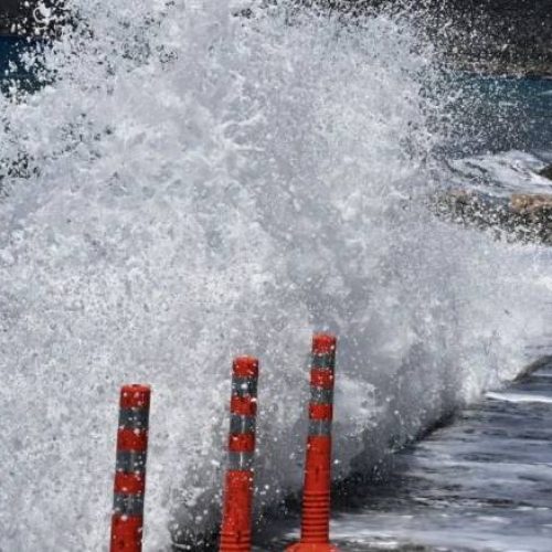 Καιρός – Καύσωνας και ισχυροί βοριάδες στο Αιγαίο – Η πρόγνωση για τις επόμενες ημέρες