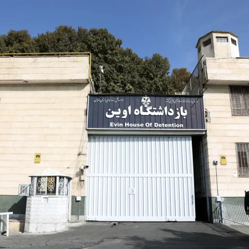 Διεθνής Αμνηστία: «ΕΓΚΛΗΜΑ ΠΟΛΕΜΟΥ» η ισραηλινή επίθεση στην φυλακή Evin»
